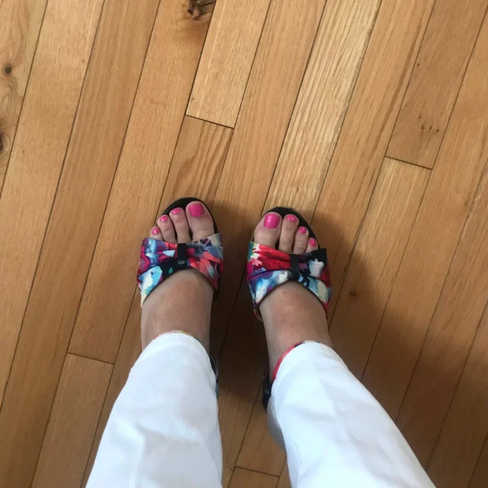 Sofft Floral Wedges / Sandals Size 8